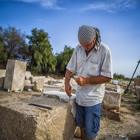 Sisyphos ホテル カシュ